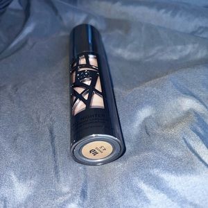 Urban Decay All nighter foundation NEW
